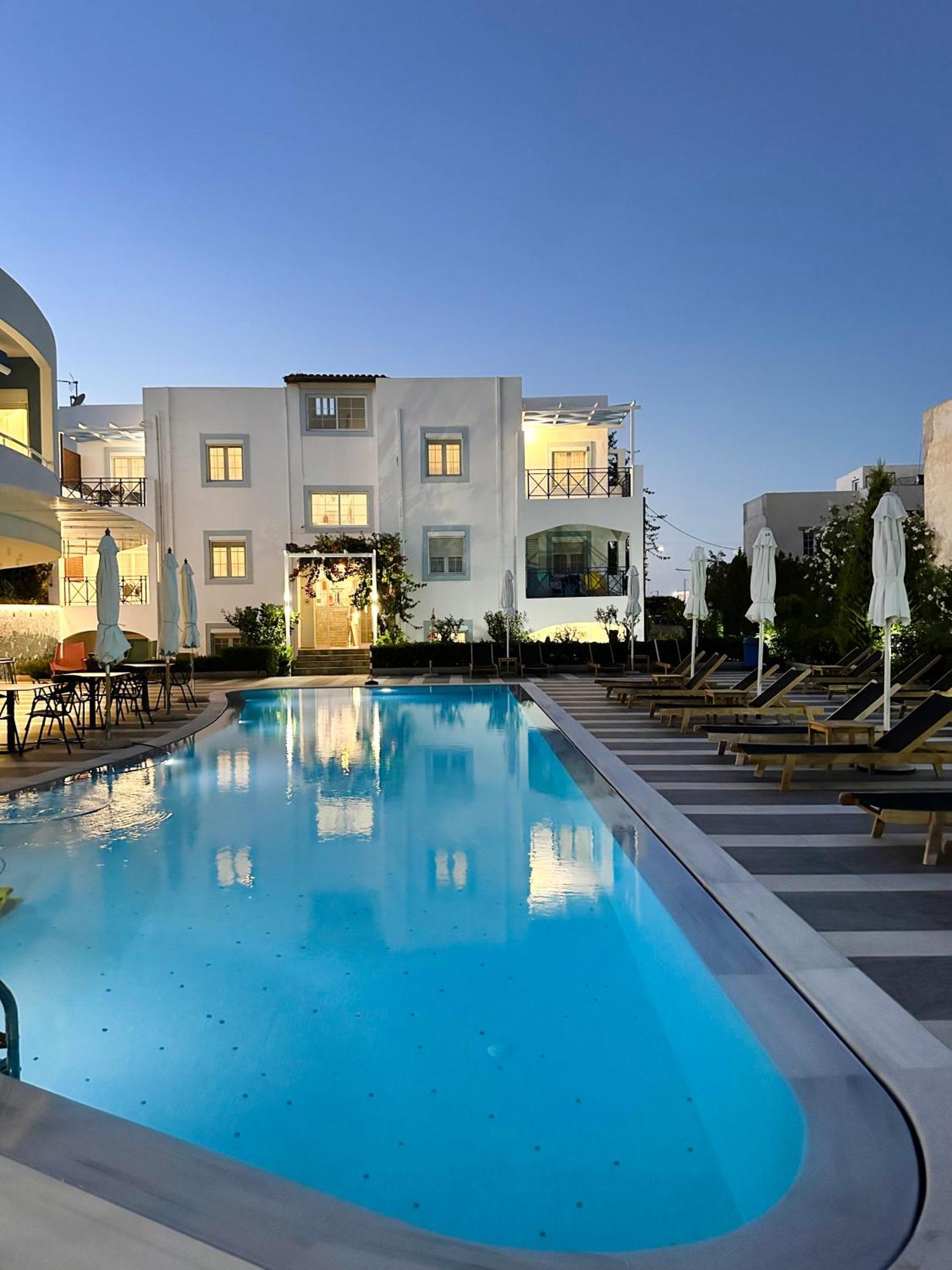 Evdokia Suites Gouves Exteriér fotografie